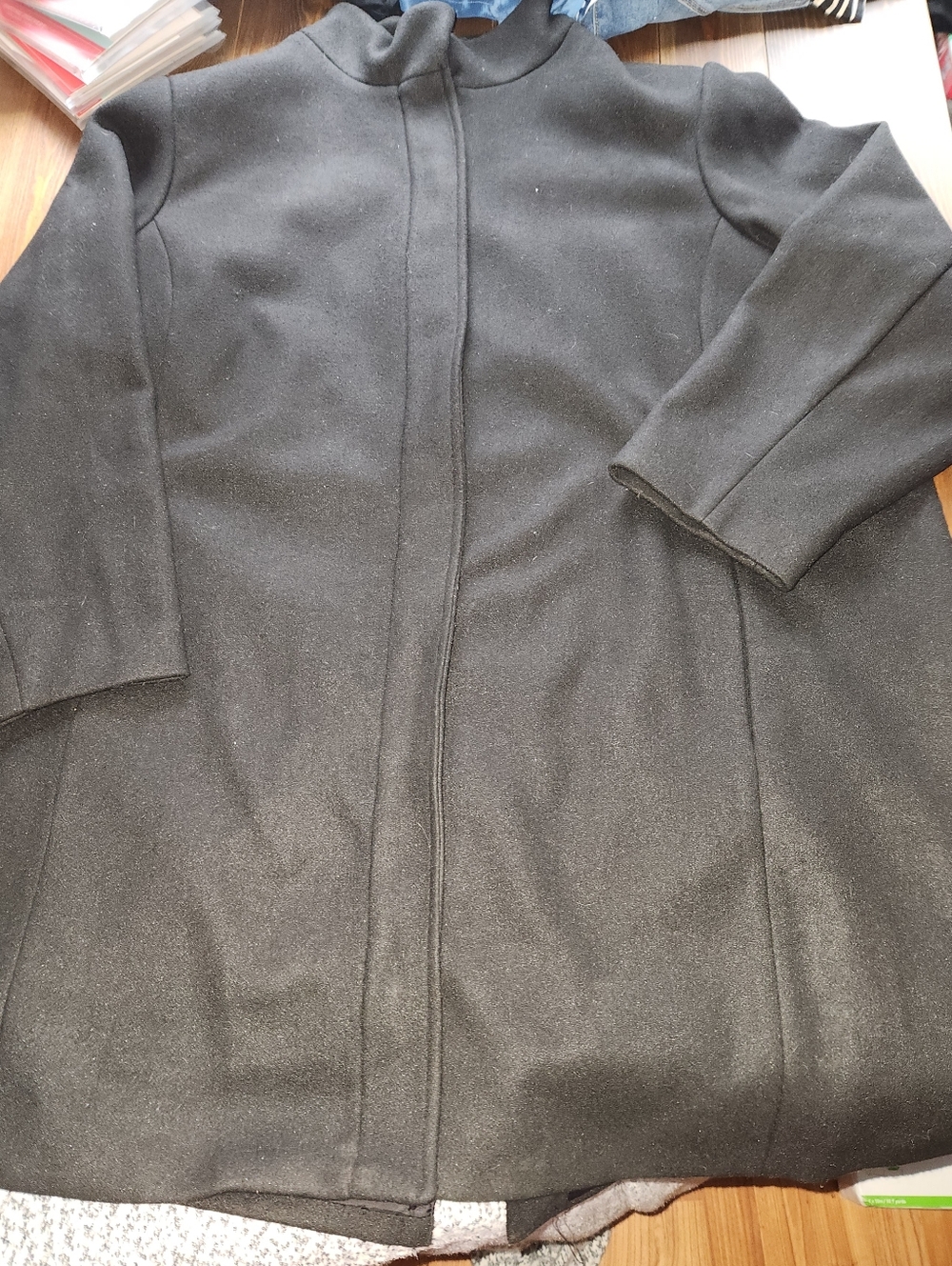 EUC Old Navy Classic Black Women's Wool Like Coat Sz 4x